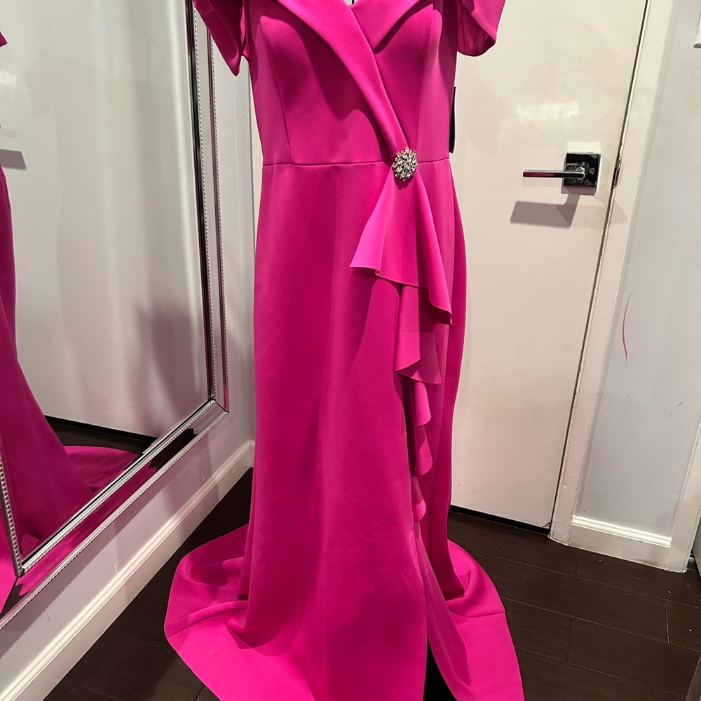 Jessica Howard Off-the-shoulder Cascading-Ruffle Evening Gown